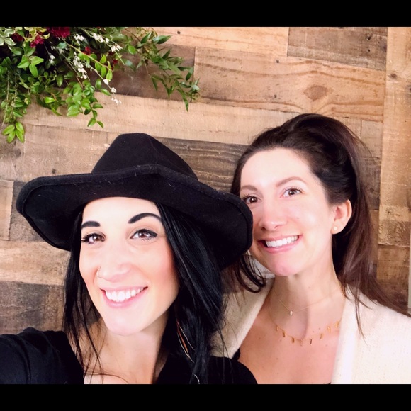 Meet your Posher, Nataya - Picture 1 of 1